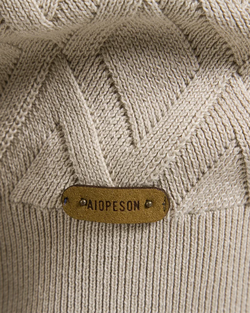 Herrenpullover mit Karomuster V2