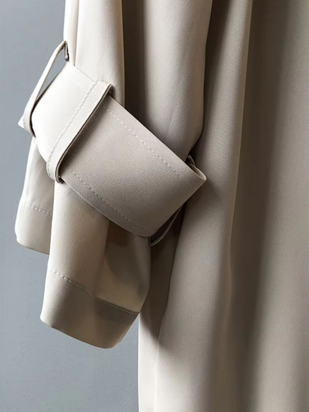 Juliane | Zeitloser langer wasserdichter Trenchcoat