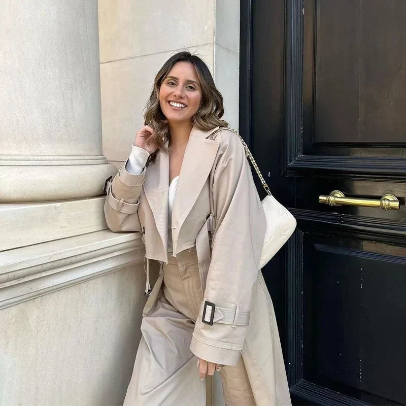 Stephanie | Eleganter kurzer Trenchcoat Damen