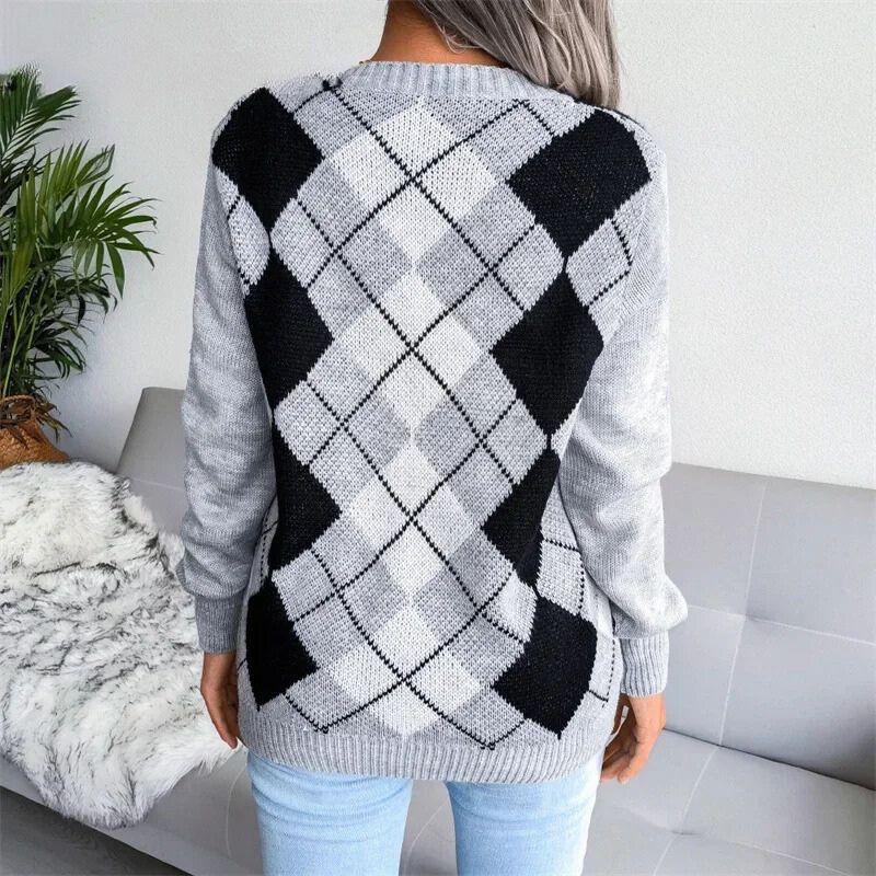 Opal | Gemütlicher V-Ausschnitt Argyle Strickpullover